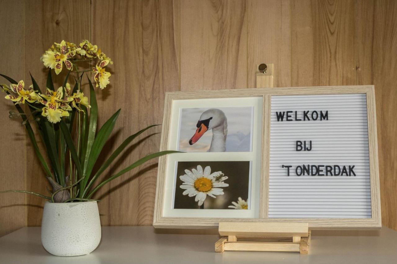 'T Onderdak Apartamento Lommel Exterior foto