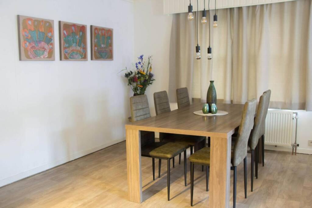 'T Onderdak Apartamento Lommel Exterior foto