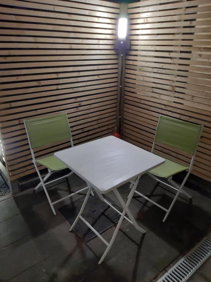 'T Onderdak Apartamento Lommel Exterior foto